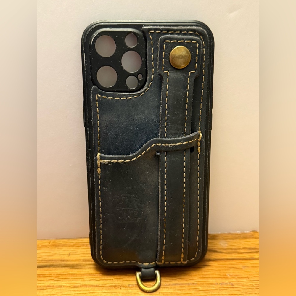 Holtz Leather Co 
iPhone 12 Pro Max case
Leather card slot and kickstand